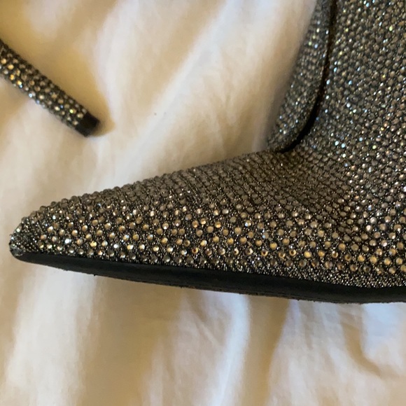 Jessica Simpson metallic booties - Picture 4 of 11